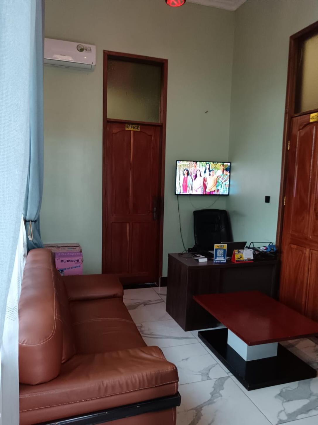 Hba Lodge Kahama Dış mekan fotoğraf